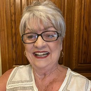 Meet your Posher, Bobbie